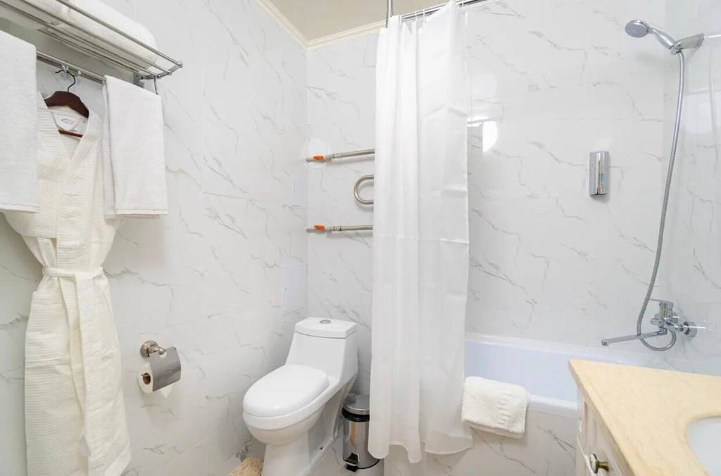 Отель Gold Boutique Hotel Алматы