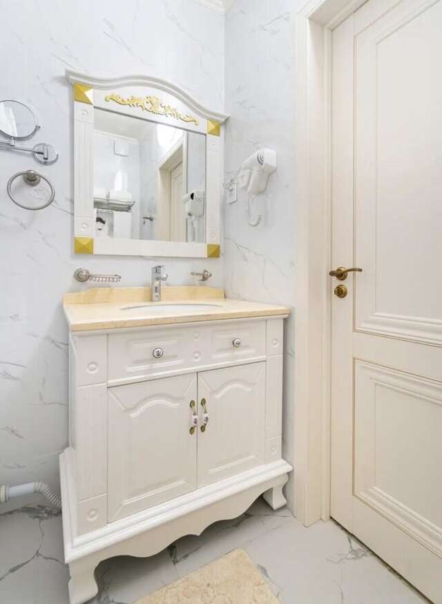 Отель Gold Boutique Hotel Алматы-15